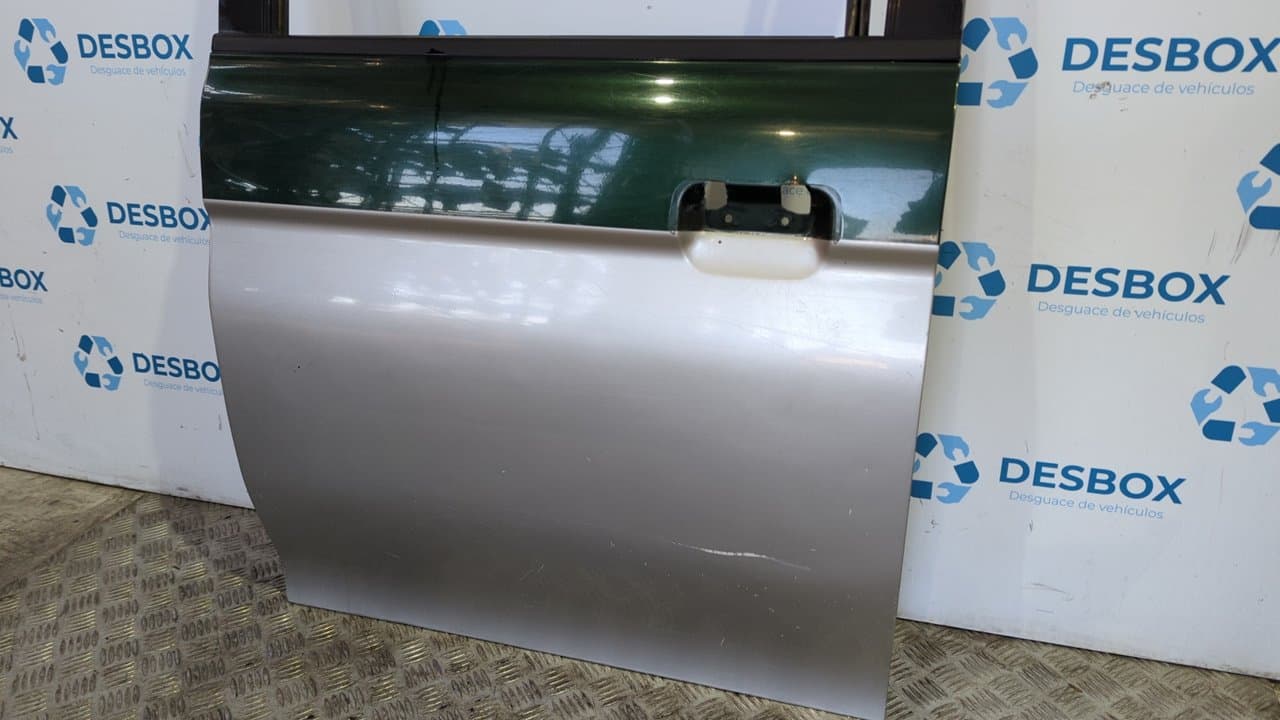 Recambio de PUERTA TRASERA IZQUIERDA para MITSUBISHI L 200 (K6/7) 4D56 - NEGRO 4