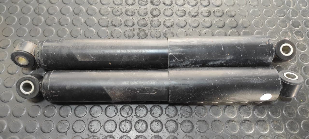 Recambio de JUEGO AMORTIGUADORES TRASEROS para CITROEN JUMPER COMBI (2) 27 C 2.8  HDi  Club  Ntz. 1000 814043S referencia OEM IAM 908382960A646 - BLANCO