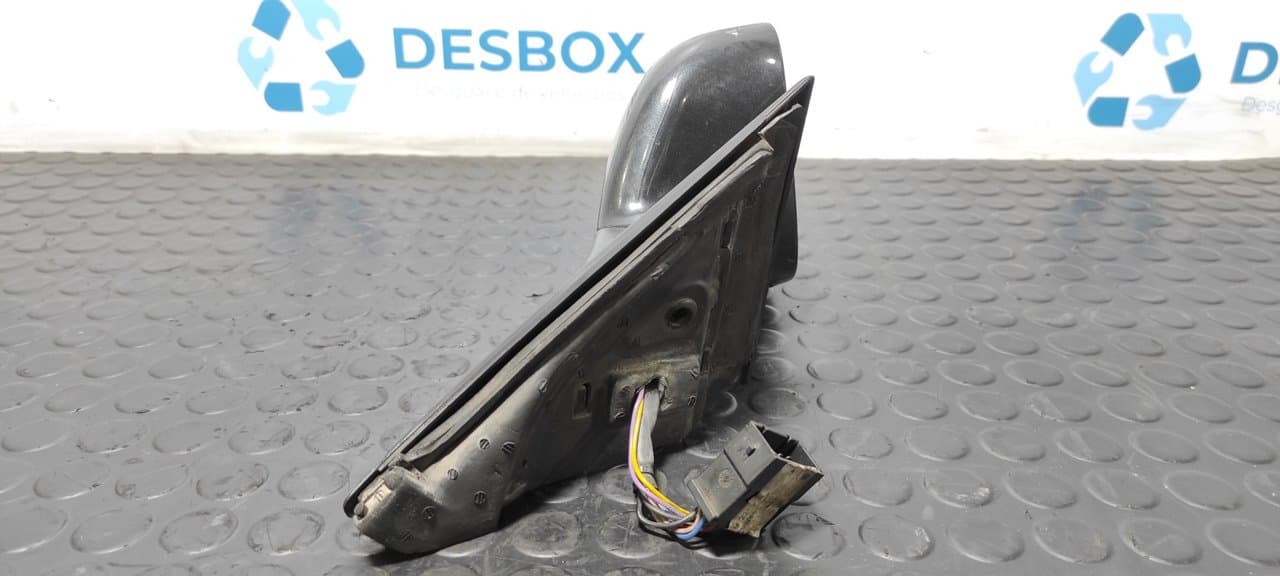 Recambio de RETROVISOR DERECHO para AUDI A3 (8L) AGR referencia OEM IAM 010481 - GRIS 5