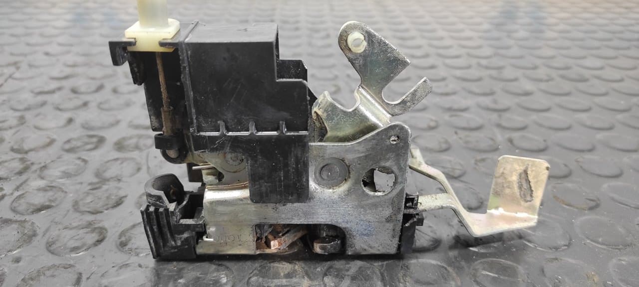 Recambio de CERRADURA PUERTA DELANTERA IZQUIERDA para CITROEN JUMPER COMBI (2) 27 C 2.8  HDi  Club  Ntz. 1000 814043S referencia OEM IAM B792 - BLANCO 4