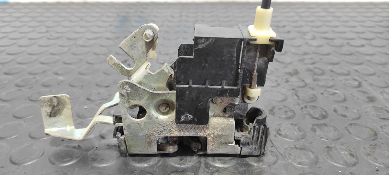 Recambio de CERRADURA PUERTA DELANTERA DERECHA para CITROEN JUMPER COMBI (2) 27 C 2.8  HDi  Club  Ntz. 1000 814043S referencia OEM IAM B792 - BLANCO 3