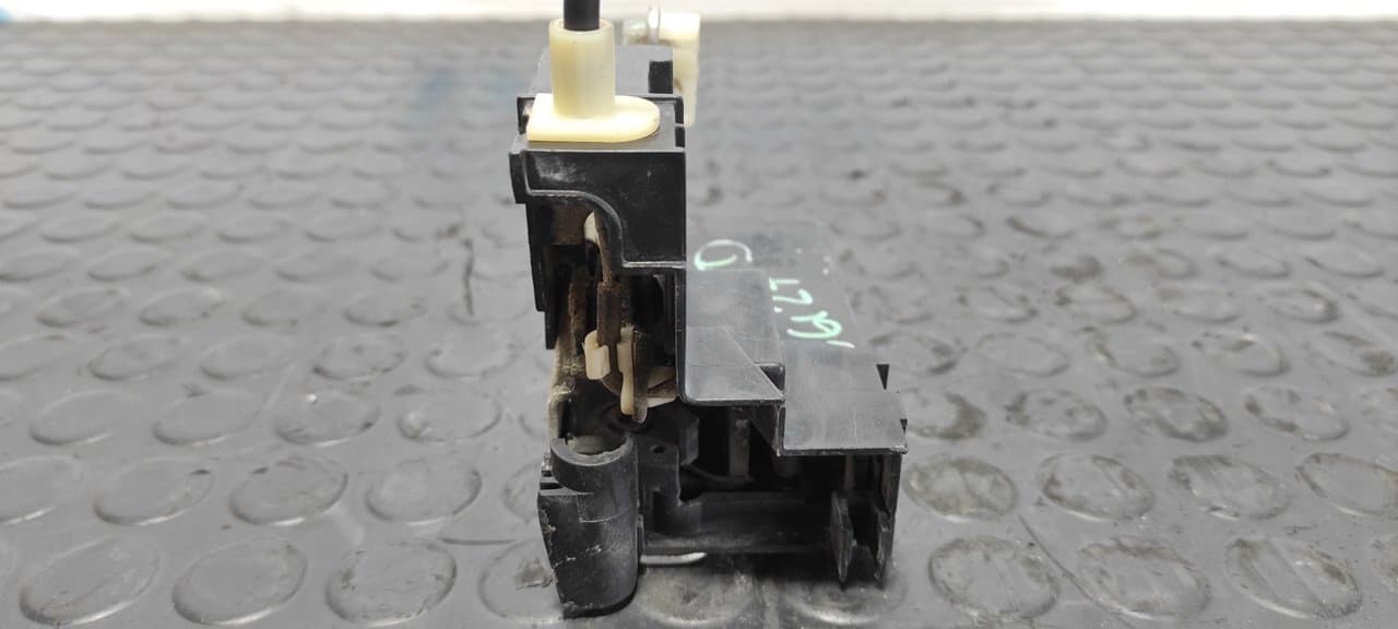 Recambio de CERRADURA PUERTA DELANTERA DERECHA para CITROEN JUMPER COMBI (2) 27 C 2.8  HDi  Club  Ntz. 1000 814043S referencia OEM IAM B792 - BLANCO 4