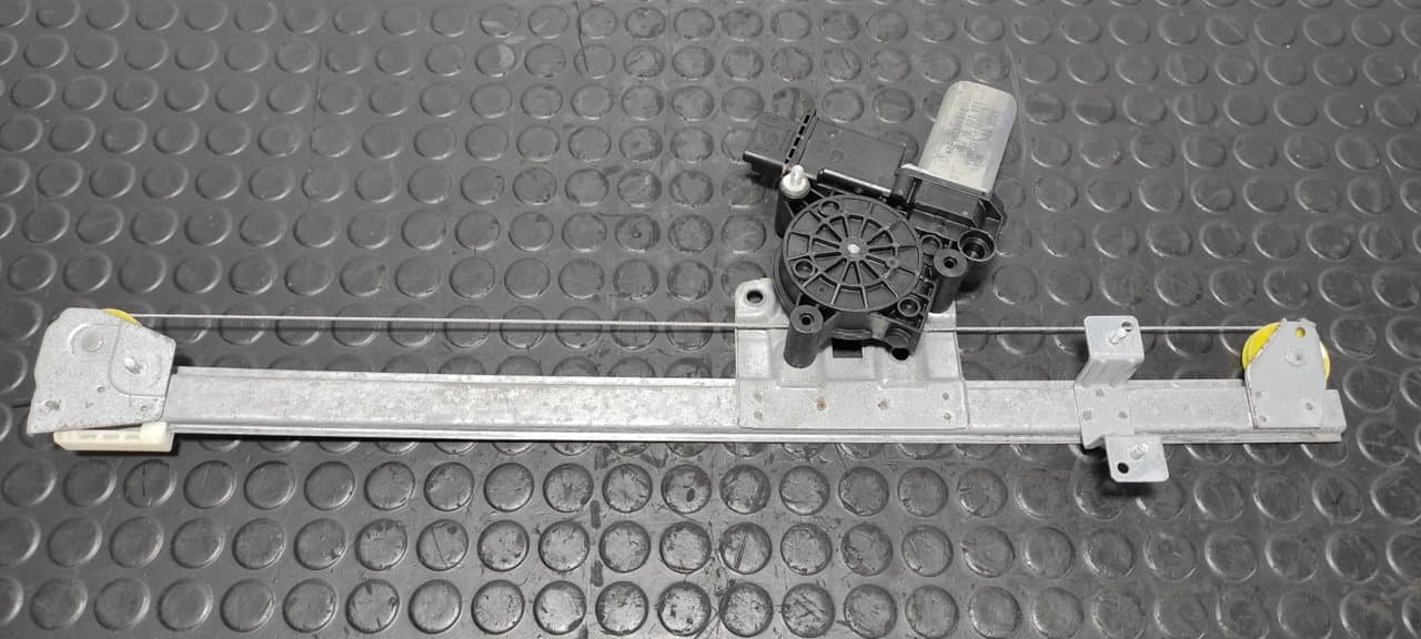 Recambio de ELEVALUNAS DELANTERO DERECHO para FIAT DUCATO CAJA ABEIRTA 33 (06.2006 =>) 2.3 JTD CAT F1AE0481D referencia OEM IAM 73001003 - BLANCO 3