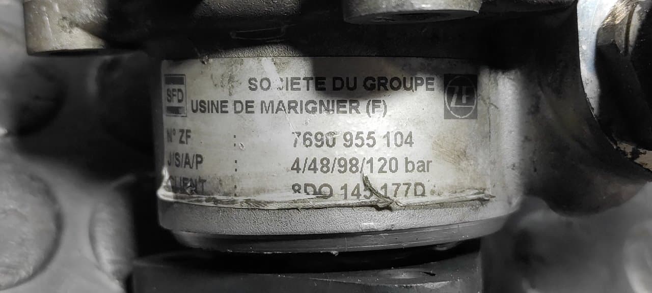 Recambio de BOMBA DIRECCION para AUDI A4 BERLINA (8E) ABF referencia OEM IAM 7690955104 - AZUL 2