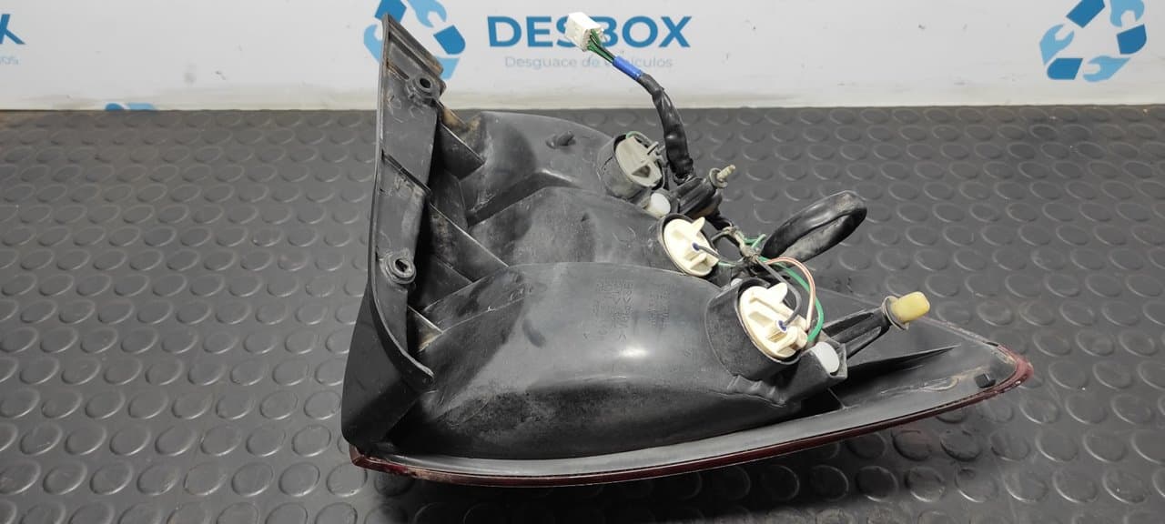 Recambio de PILOTO TRASERO DERECHO para KIA RIO LS Berlina A5D referencia OEM IAM 0K34A51140R - GRIS 4