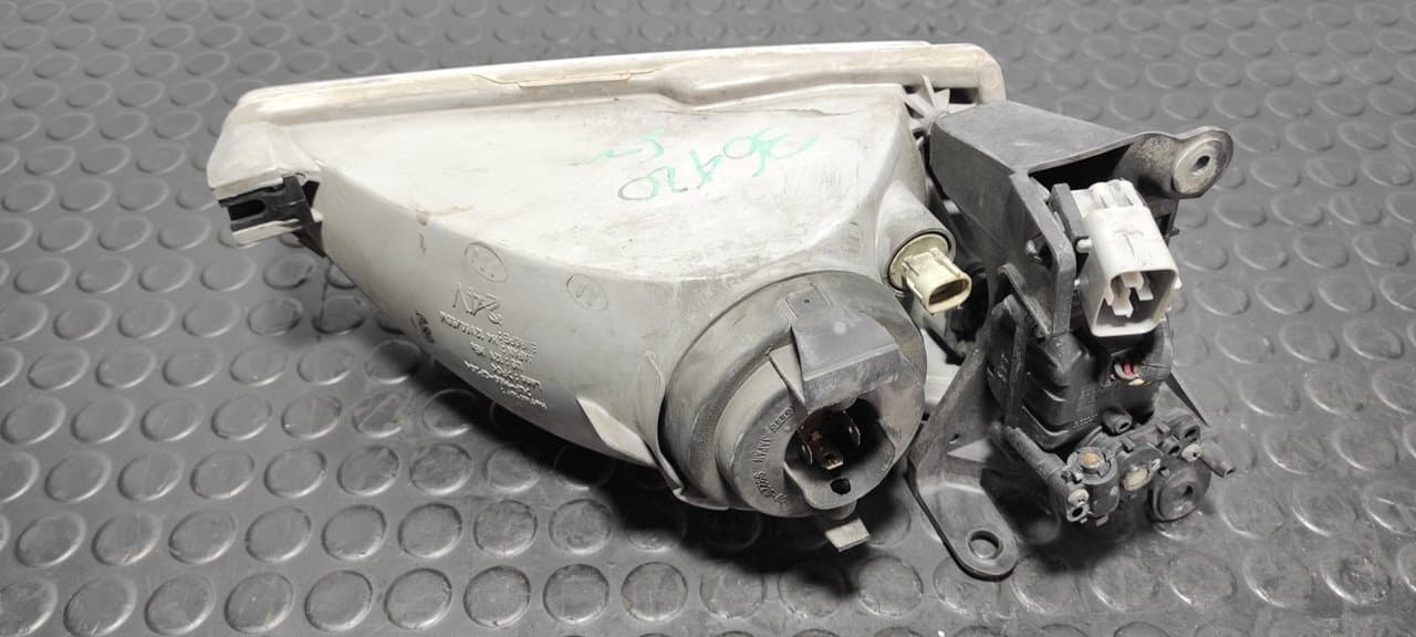 Recambio de FARO IZQUIERDO para TOYOTA PASEO COUPE (L54) 1.5i 16V 5EFE referencia OEM IAM UPM60GF20 - VERDE 2