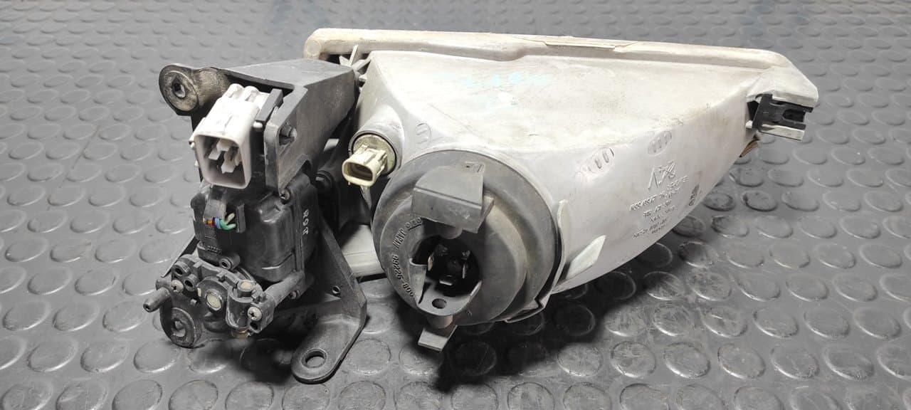 Recambio de FARO DERECHO para TOYOTA PASEO COUPE (L54) 1.5i 16V 5EFE referencia OEM IAM UPM60GF20 - VERDE 4