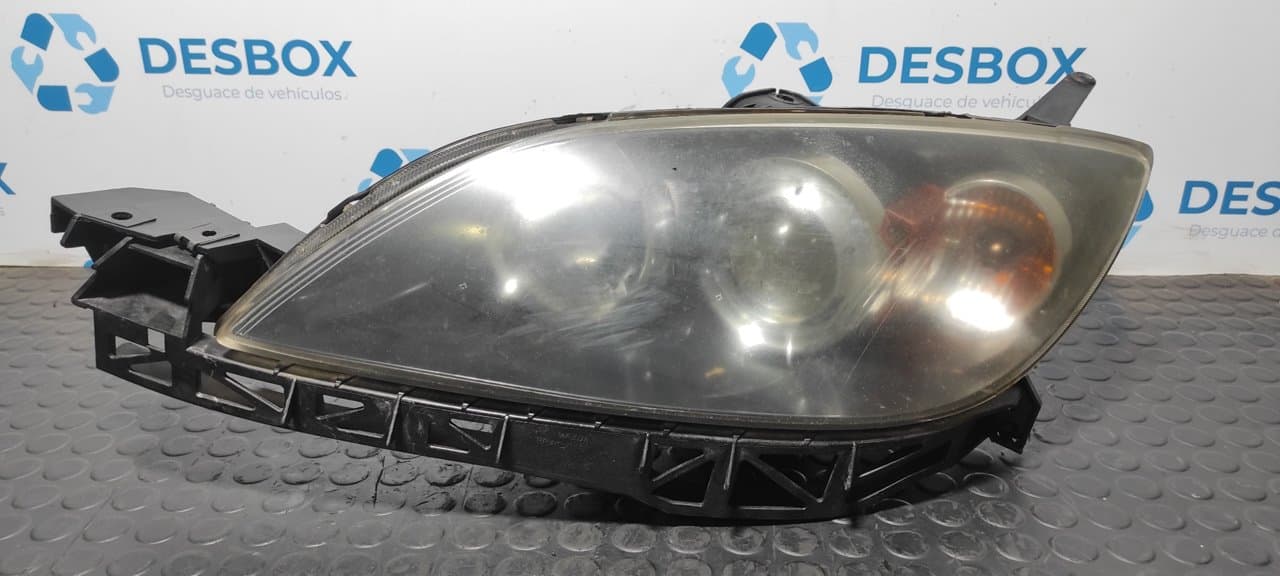 Recambio de FARO IZQUIERDO para MAZDA 3 BERLINA (BK) 1.6 CRDT  Active Y601 referencia OEM IAM P2951 - GRIS