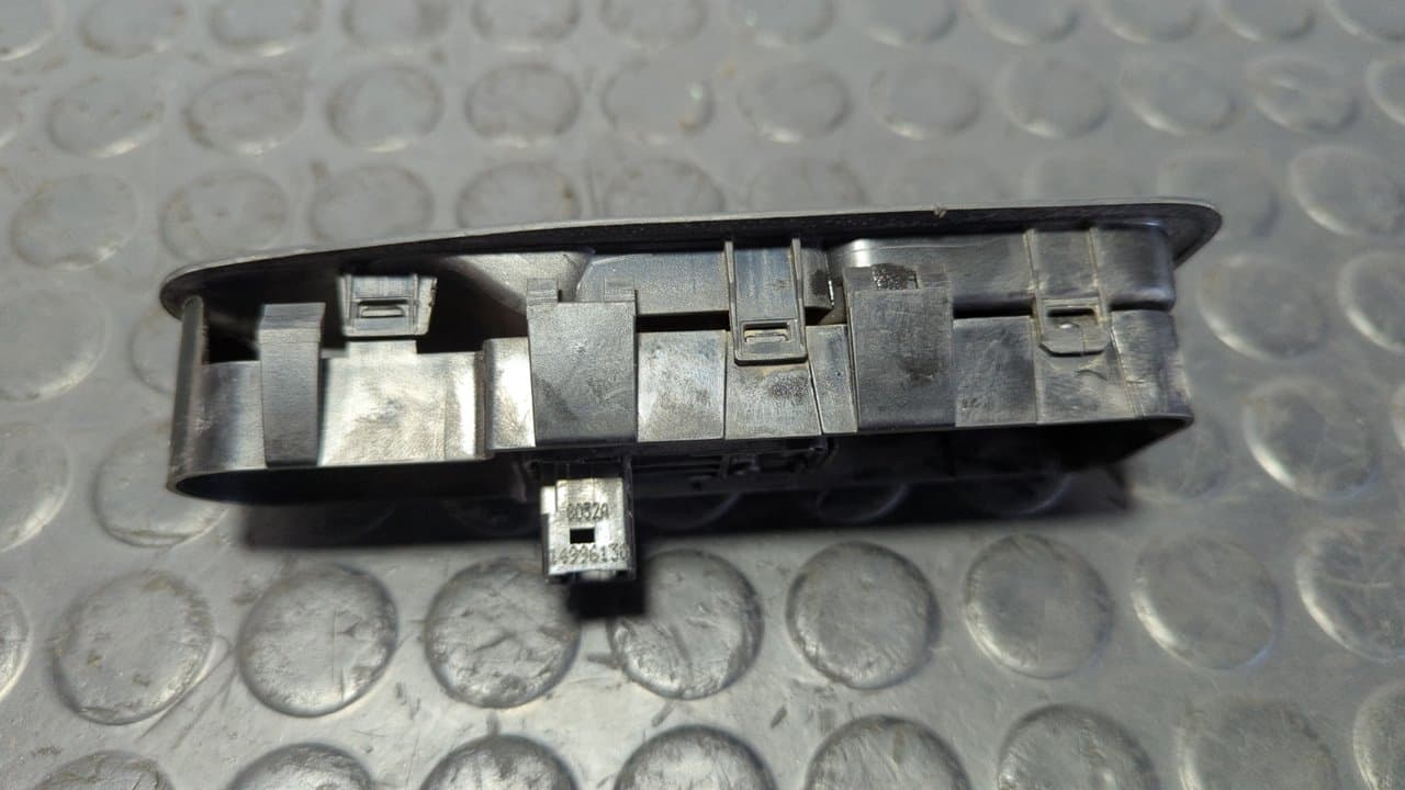 Recambio de MANDO ELEVALUNAS DELANTERO DERECHO para PEUGEOT EXPERT KASTEN Furg. acristaldo RHKDW10UTED4 referencia OEM IAM 14996130 - GRIS 3