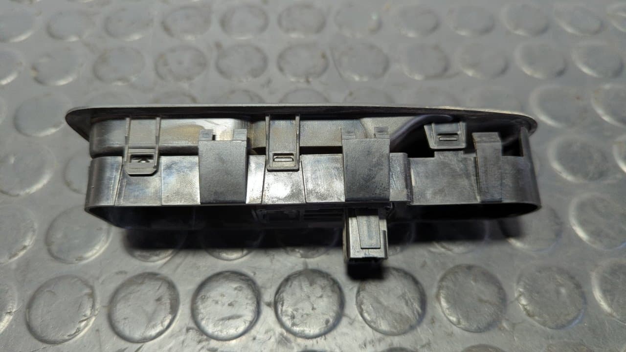 Recambio de MANDO ELEVALUNAS DELANTERO DERECHO para PEUGEOT EXPERT KASTEN Furg. acristaldo RHKDW10UTED4 referencia OEM IAM 14996130 - GRIS 5