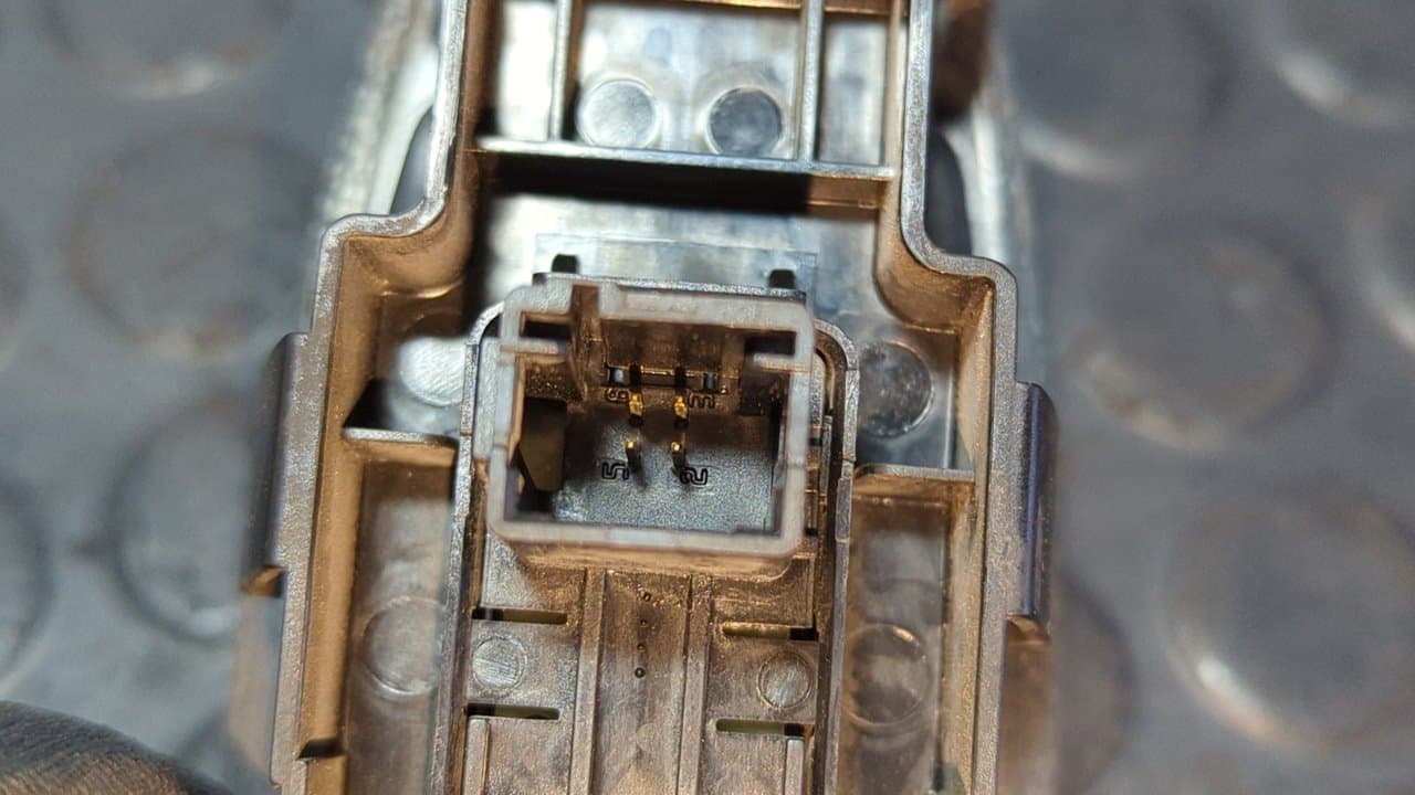 Recambio de MANDO ELEVALUNAS DELANTERO DERECHO para PEUGEOT EXPERT KASTEN Furg. acristaldo RHKDW10UTED4 referencia OEM IAM 14996130 - GRIS 2