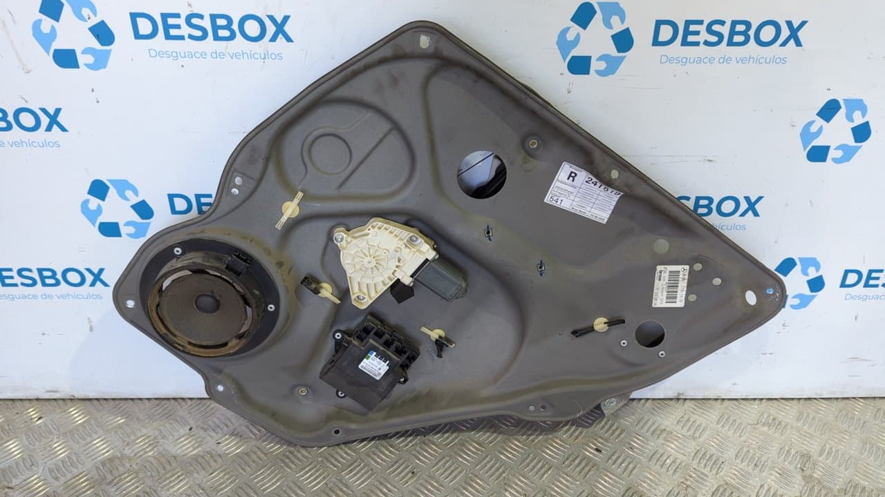 Recambio de ELEVALUNAS TRASERO DERECHO para MERCEDES-BENZ CLASE A (W169) A 170  A-Edition M266940 referencia OEM IAM A1697301479 - NEGRO 8
