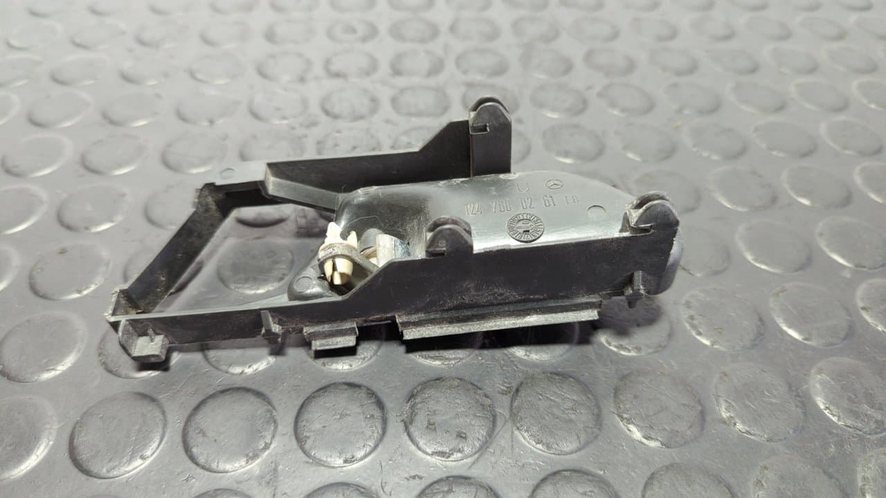 Recambio de MANETA INTERIOR DELANTERA DERECHA para MERCEDES-BENZ CLASE E (W124) referencia OEM IAM 1247600261 4