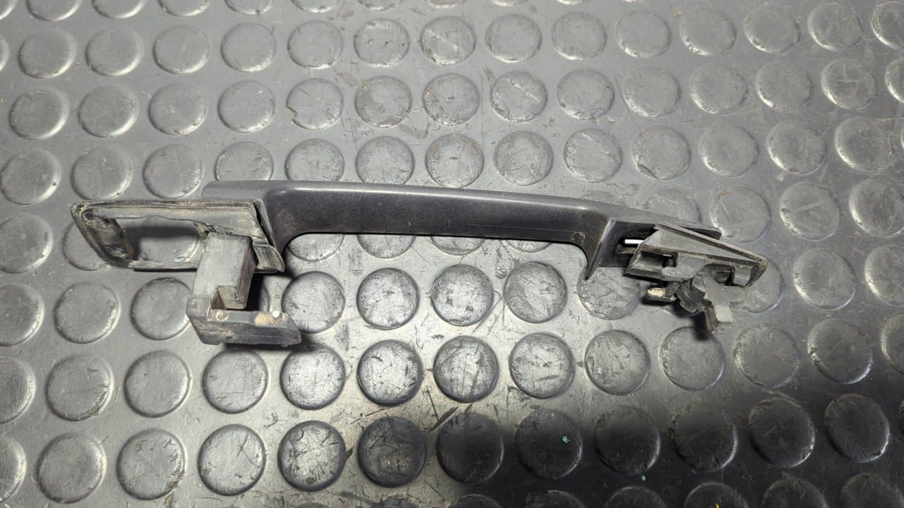 Recambio de MANETA DELANTERA DERECHA para MERCEDES CLASE E (W124) 4