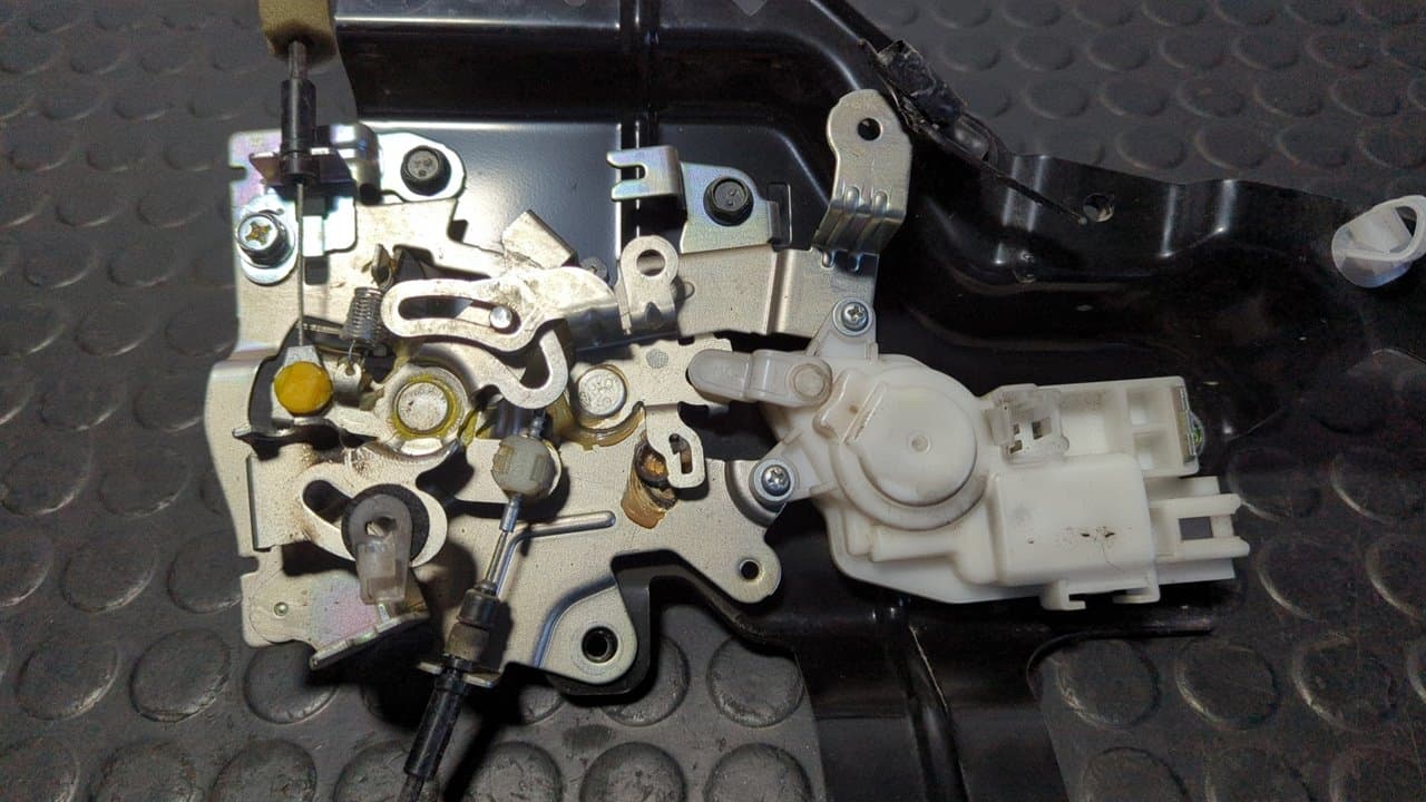 Recambio de CERRADURA PUERTA TRASERA IZQUIERDA para NISSAN NV 200 (M20) Kasten Comfort K9K - BLANCO 3