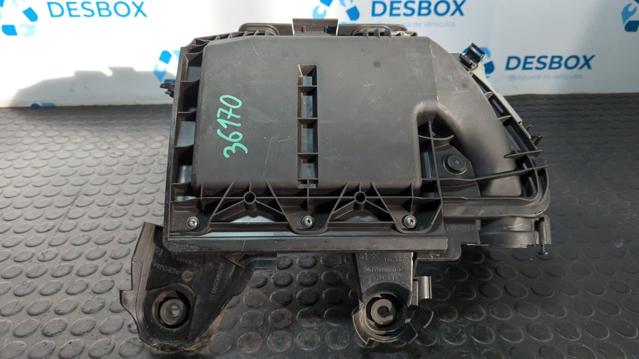 Recambio de CAJA FILTRO AIRE para CITROEN C4 AIRCROSS Attraction 9H05 referencia OEM IAM 9673061080 - GRIS