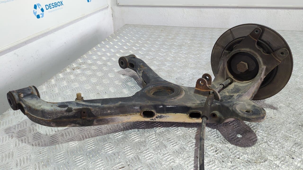 Recambio de MANGUETA TRASERA DERECHA para MERCEDES-BENZ VITO (W638) CAJA CERRADA 601D23 referencia OEM IAM A6383521502 - BLANCO 3