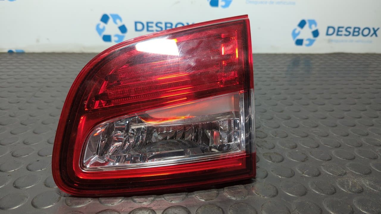 Recambio de PILOTO PORTON DERECHO para CITROEN C4 AIRCROSS Attraction 9H05 referencia OEM IAM 13237166 - GRIS