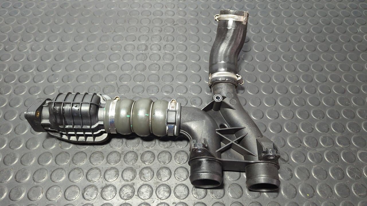 Recambio de TUBO para CITROEN C4 AIRCROSS Attraction 9H05 referencia OEM IAM 9687261180 - GRIS 3