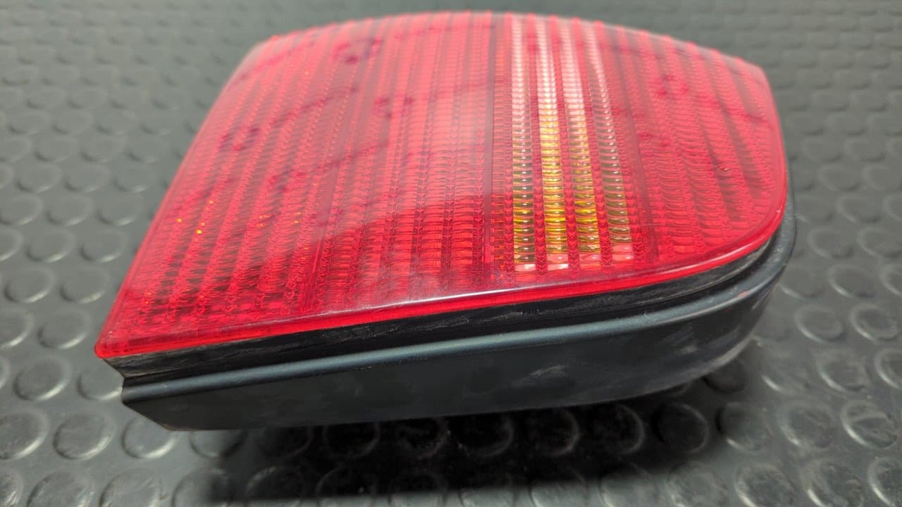 Recambio de PILOTO TRASERO IZQUIERDO para VOLKSWAGEN POLO BERLINA (6N2) 1.4 16V AUA referencia OEM IAM 964077 - AZUL 7