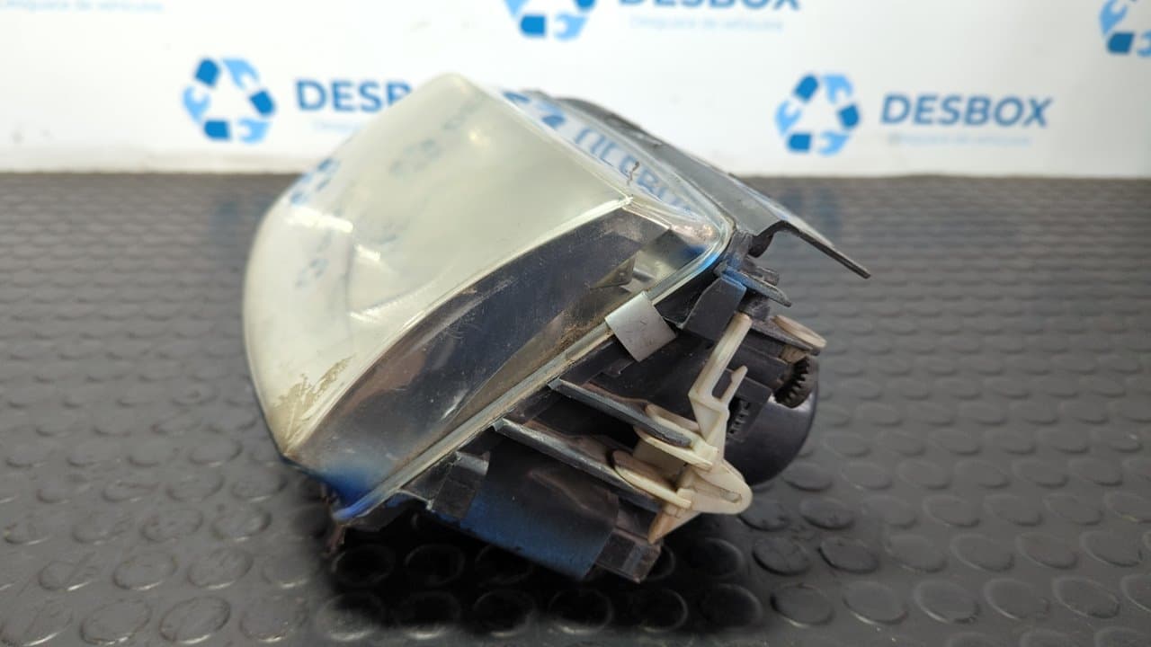 Recambio de FARO IZQUIERDO para VOLKSWAGEN POLO BERLINA (6N2) 1.4 16V AUA referencia OEM IAM 084411139L - AZUL 4