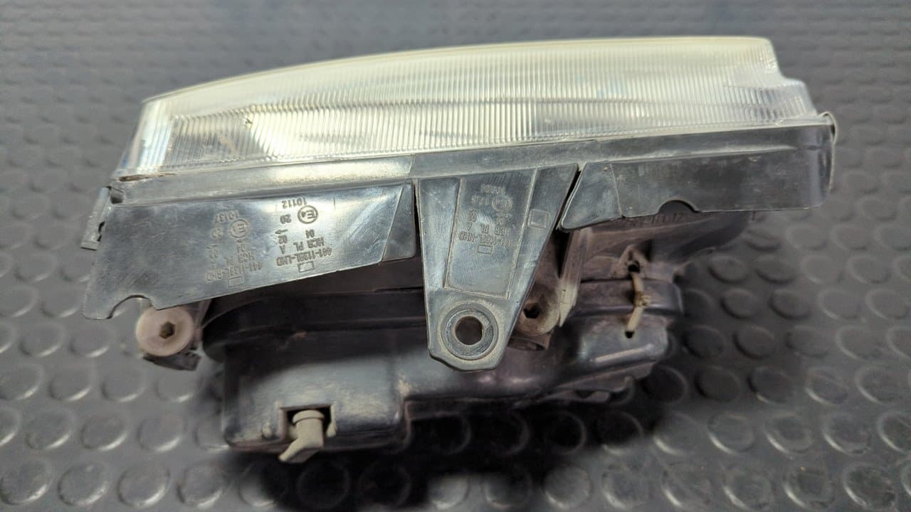 Recambio de FARO IZQUIERDO para VOLKSWAGEN POLO BERLINA (6N2) 1.4 16V AUA referencia OEM IAM 084411139L - AZUL 3
