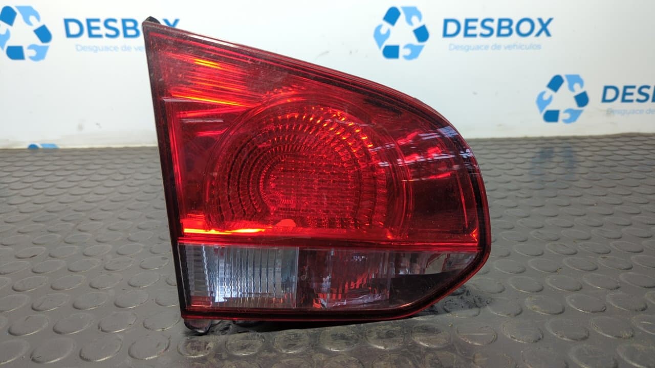 Recambio de PILOTO PORTON IZQUIERDO para VOLKSWAGEN GOLF VI (5K1) Rabbit CAYB referencia OEM IAM 5K0945093G - AZUL