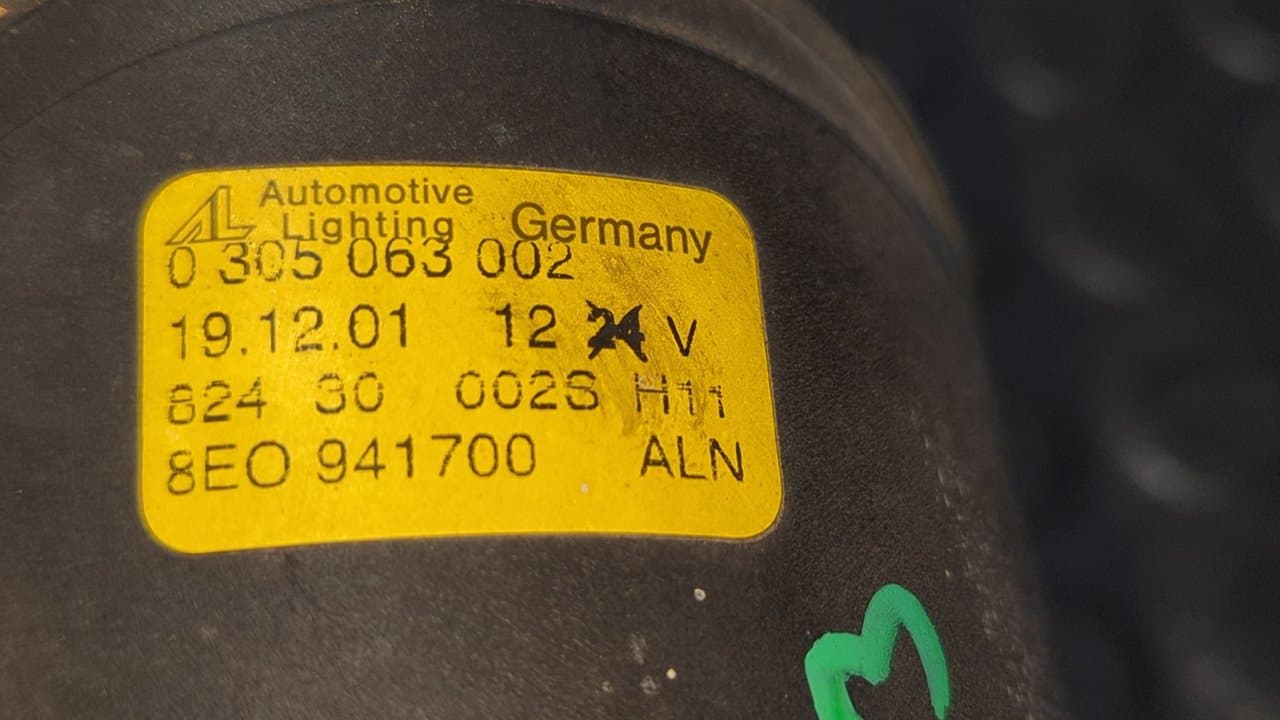 Recambio de FARO ANTINIEBLA DERECHO para AUDI A4 BERLINA (8E) * AYM - GRIS 2