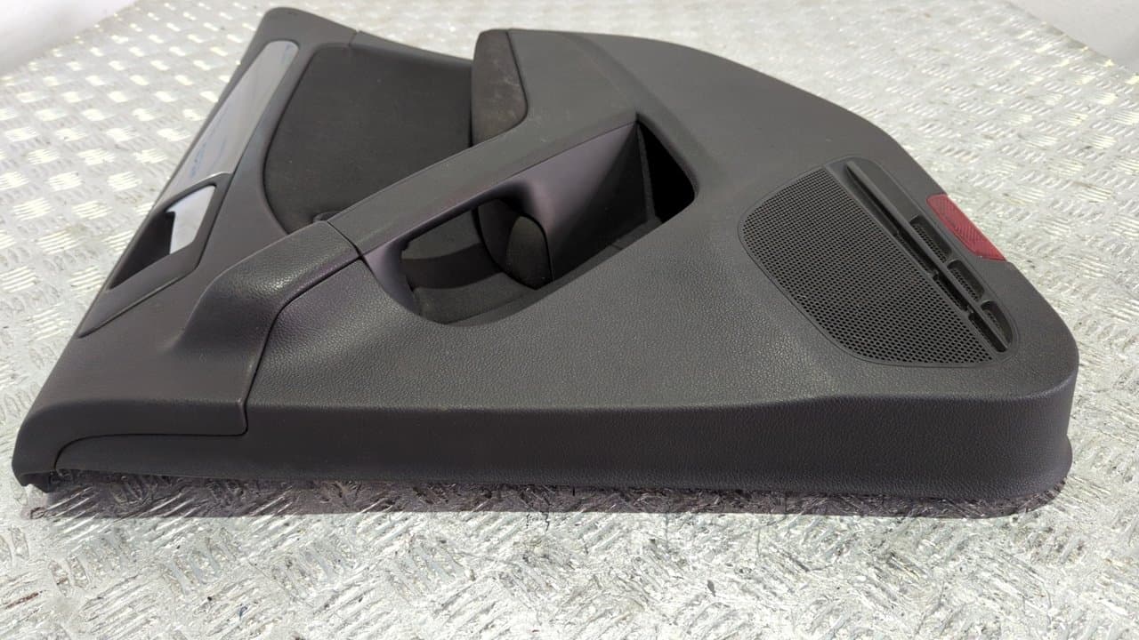 Recambio de GUARNECIDO PUERTA TRASERA DERECHA para VOLKSWAGEN GOLF VI (5K1) Rabbit CAYB referencia OEM IAM 5K6867212 - AZUL 5