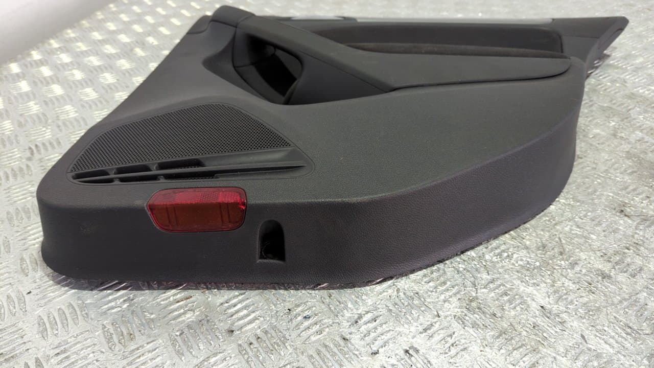 Recambio de GUARNECIDO PUERTA TRASERA DERECHA para VOLKSWAGEN GOLF VI (5K1) Rabbit CAYB referencia OEM IAM 5K6867212 - AZUL 9