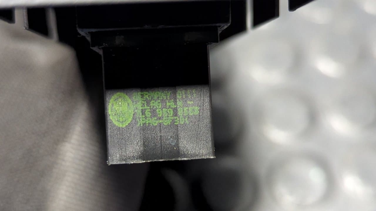 Recambio de MANDO ELEVALUNAS DELANTERO DERECHO para VOLKSWAGEN GOLF VI (5K1) Rabbit CAYB referencia OEM IAM 5K0867256 - AZUL 3