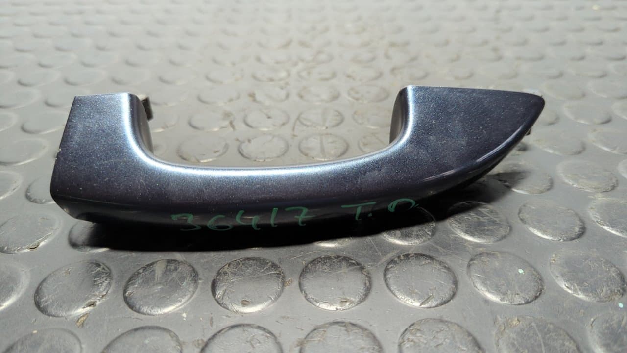 Recambio de MANETA TRASERA DERECHA para VOLKSWAGEN GOLF VI (5K1) Rabbit CAYB referencia OEM IAM 1K8837206F - AZUL