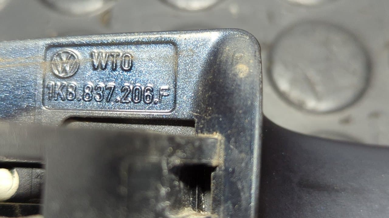 Recambio de MANETA TRASERA DERECHA para VOLKSWAGEN GOLF VI (5K1) Rabbit CAYB referencia OEM IAM 1K8837206F - AZUL 4