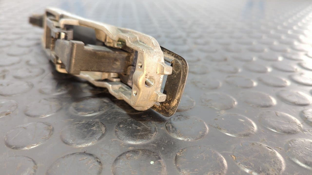 Recambio de MANETA DELANTERA DERECHA para MERCEDES CLASE E (W124) 3