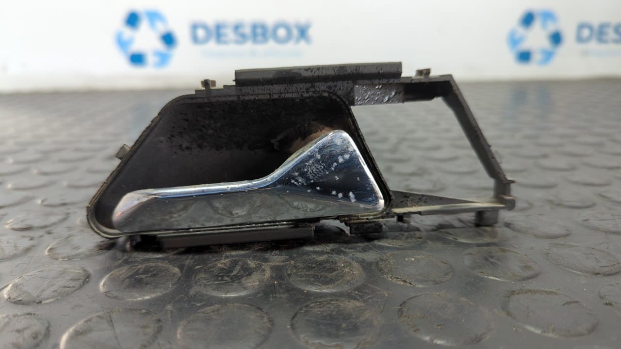 Recambio de MANETA INTERIOR DELANTERA DERECHA para MERCEDES-BENZ CLASE E (W124) referencia OEM IAM 1247600261