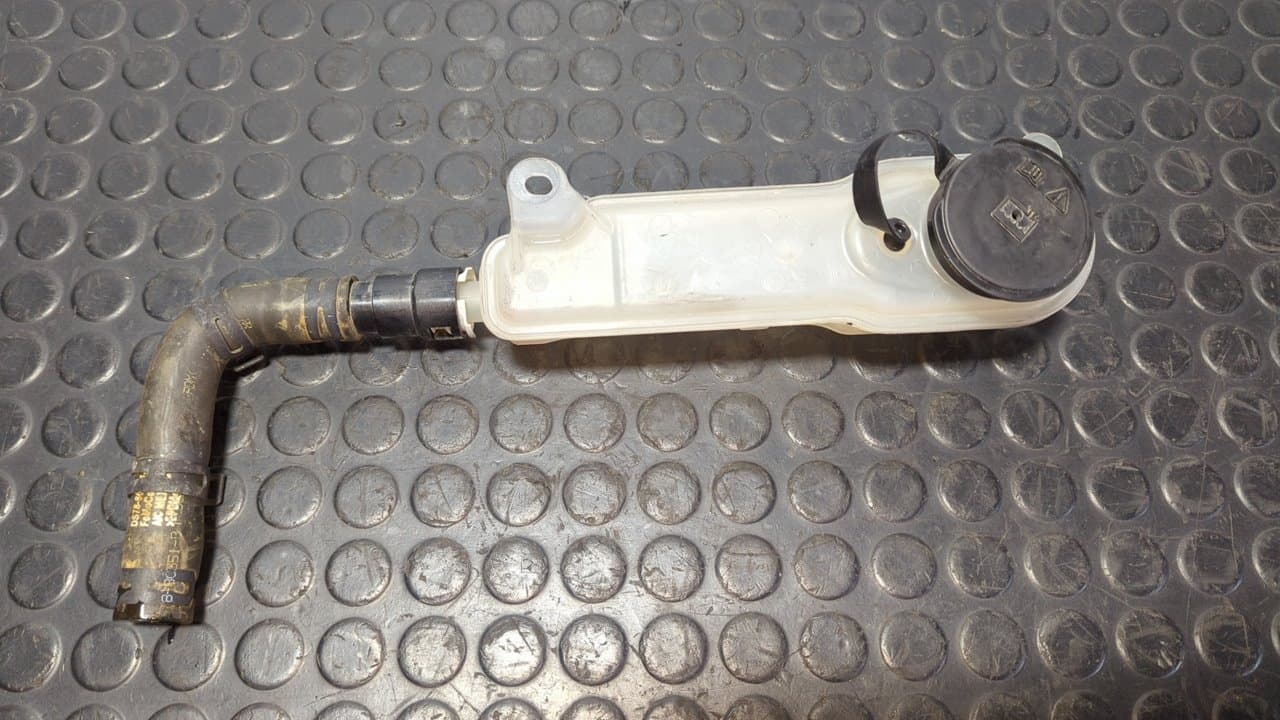 Recambio de DEPOSITO EXPANSION para FORD MONDEO LIM. ST-Line UACC - NEGRO 6
