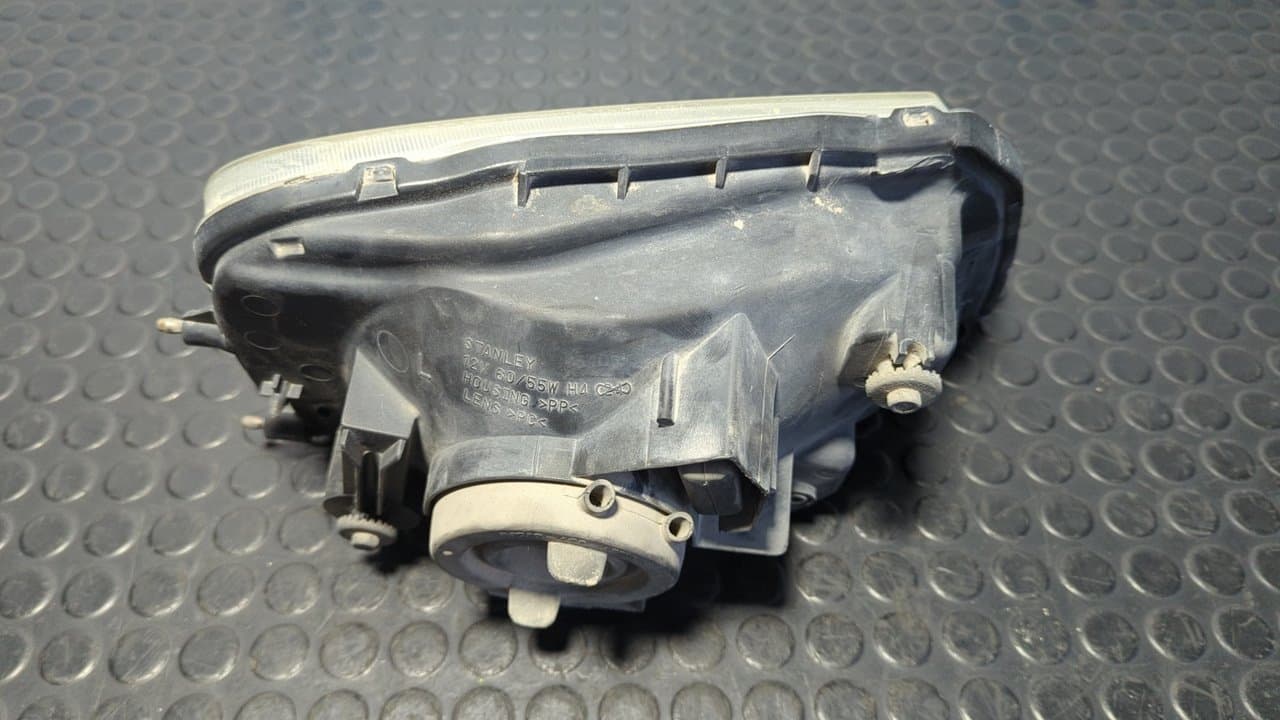 Recambio de FARO IZQUIERDO para MITSUBISHI L 200 (K6/7) 4D56 referencia OEM IAM 02HCRPL - NEGRO 10