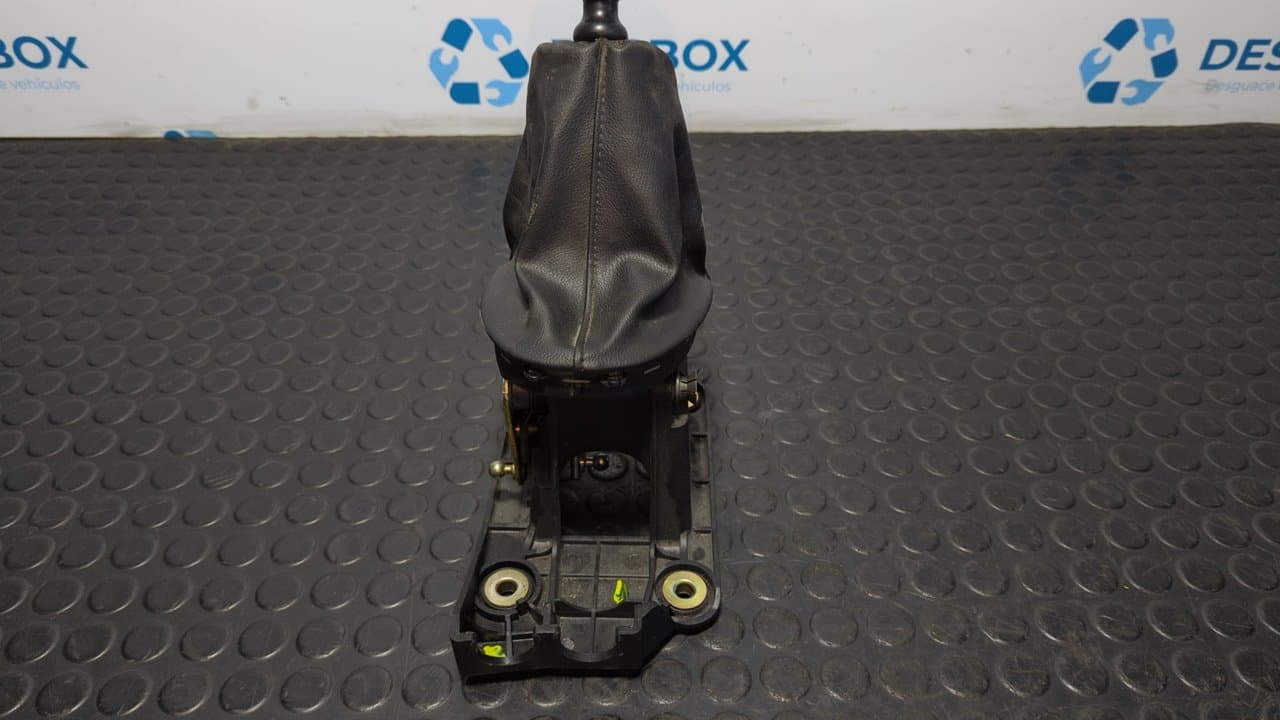 Recambio de PALANCA CAMBIO para FORD FOCUS BERLINA (CAK) Ambiente C9DB referencia OEM IAM XS4R7K387KC - AZUL 2