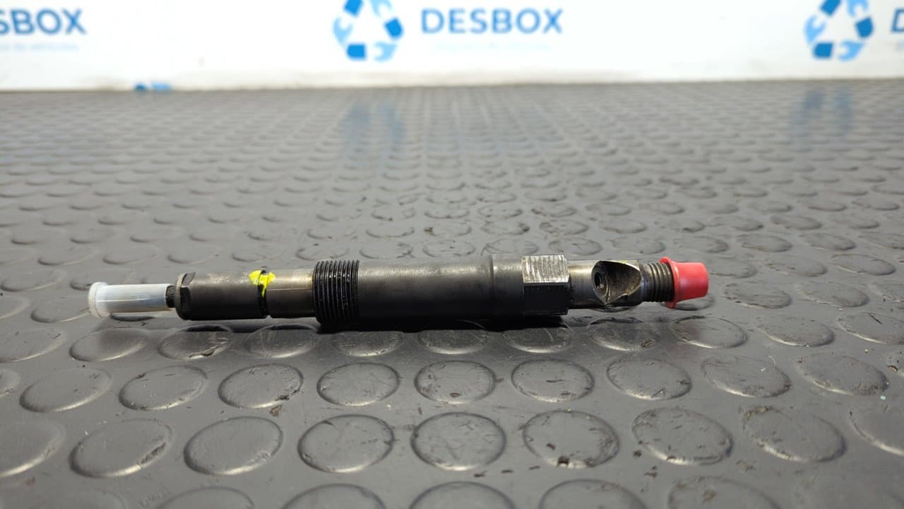 Recambio de INYECTOR para FORD MONDEO BERLINA (GE) Ambiente D6BA referencia OEM IAM 0432133801 - AZUL