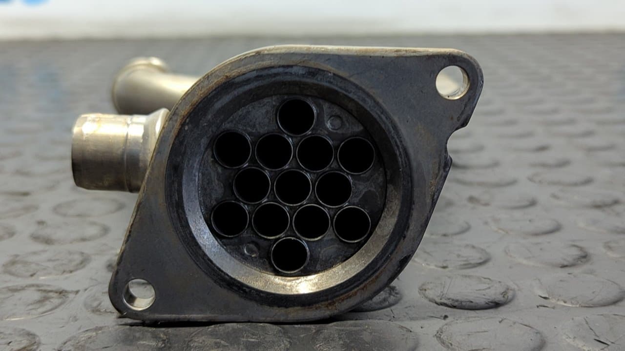 Recambio de ENFRIADOR EGR para PEUGEOT EXPERT KASTEN Furg. acristaldo RHKDW10UTED4 referencia OEM IAM 9645689780 - GRIS 4