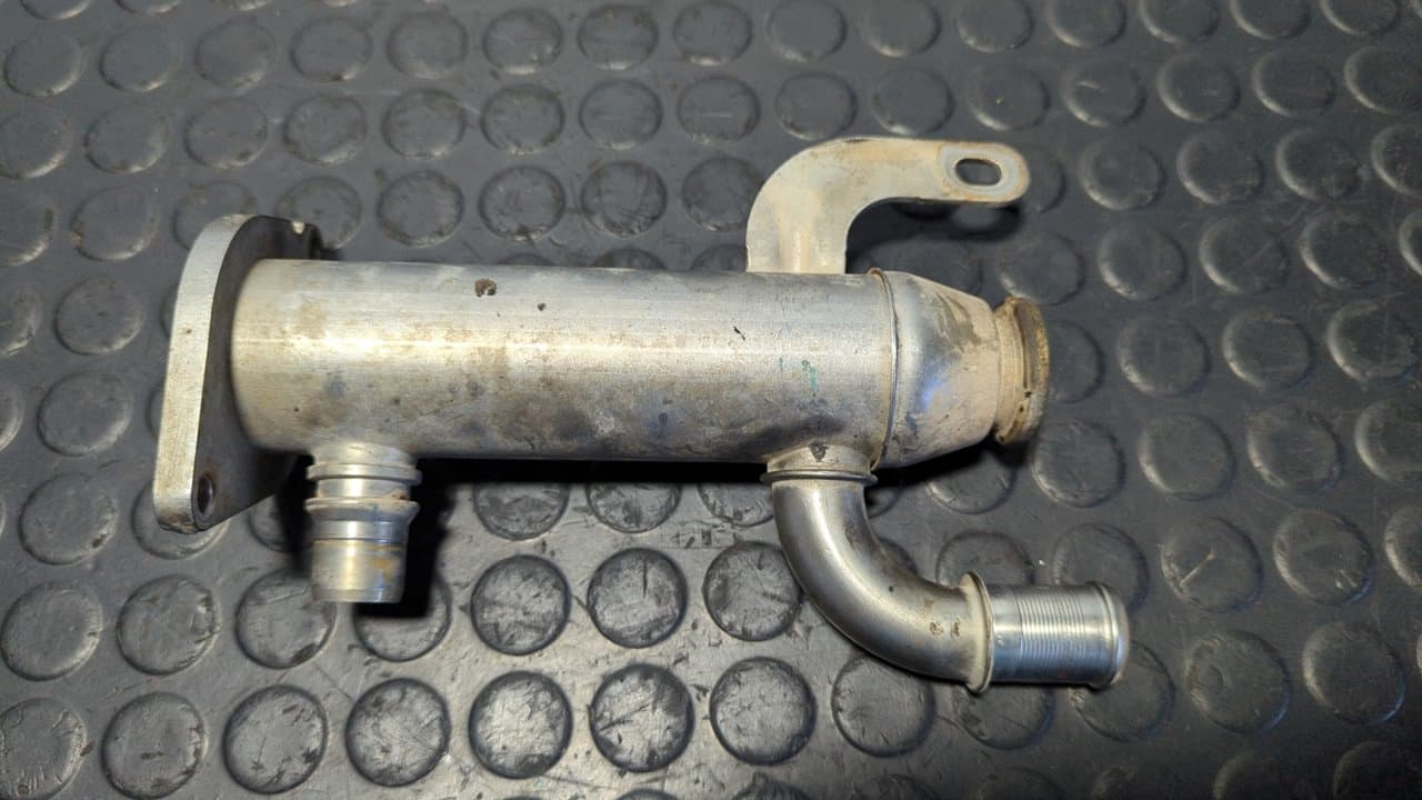 Recambio de ENFRIADOR EGR para PEUGEOT EXPERT KASTEN Furg. acristaldo RHKDW10UTED4 referencia OEM IAM 9645689780 - GRIS 5