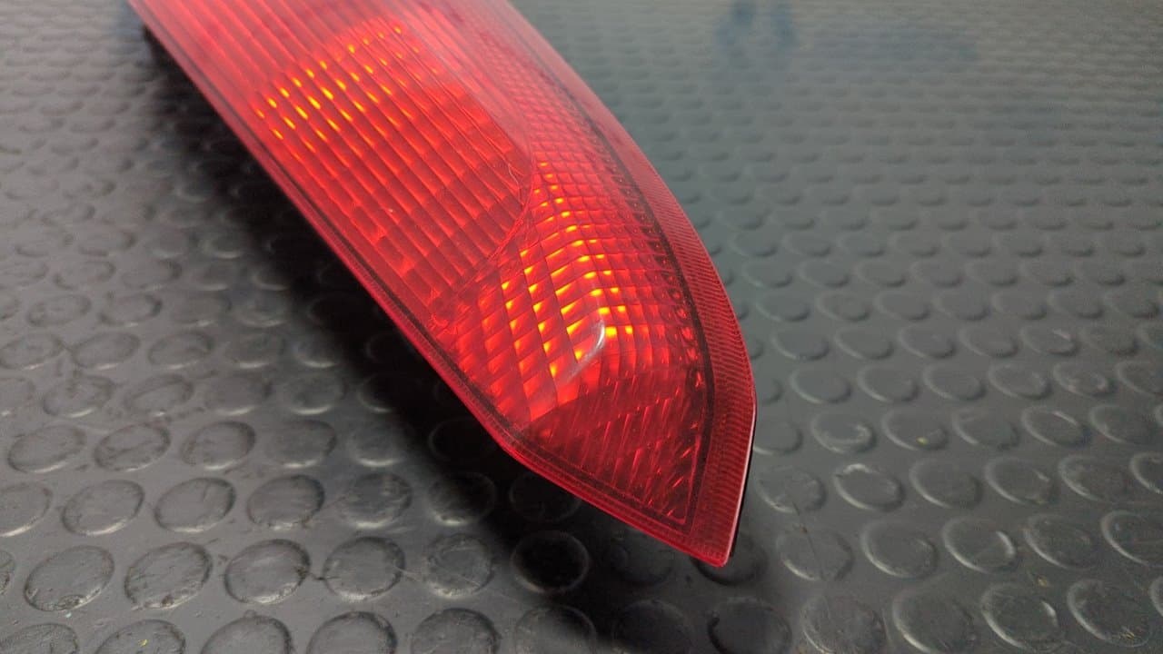 Recambio de PILOTO TRASERO IZQUIERDO para FORD FIESTA (CBK) Fun FXJB referencia OEM IAM 2S6113A603B - BLANCO 2