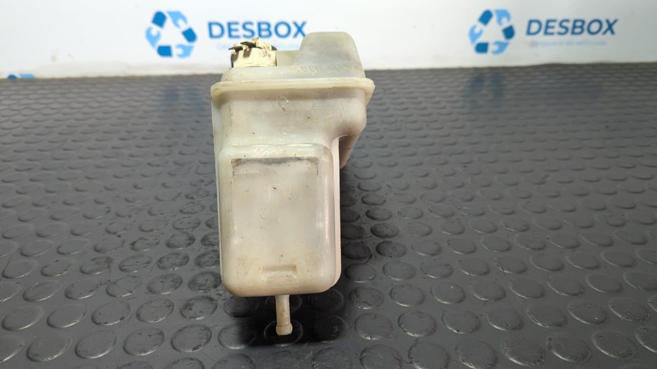 Recambio de DEPOSITO EXPANSION para NISSAN TRADE 2.0  LD20 referencia OEM IAM 121052241 - BLANCO 2