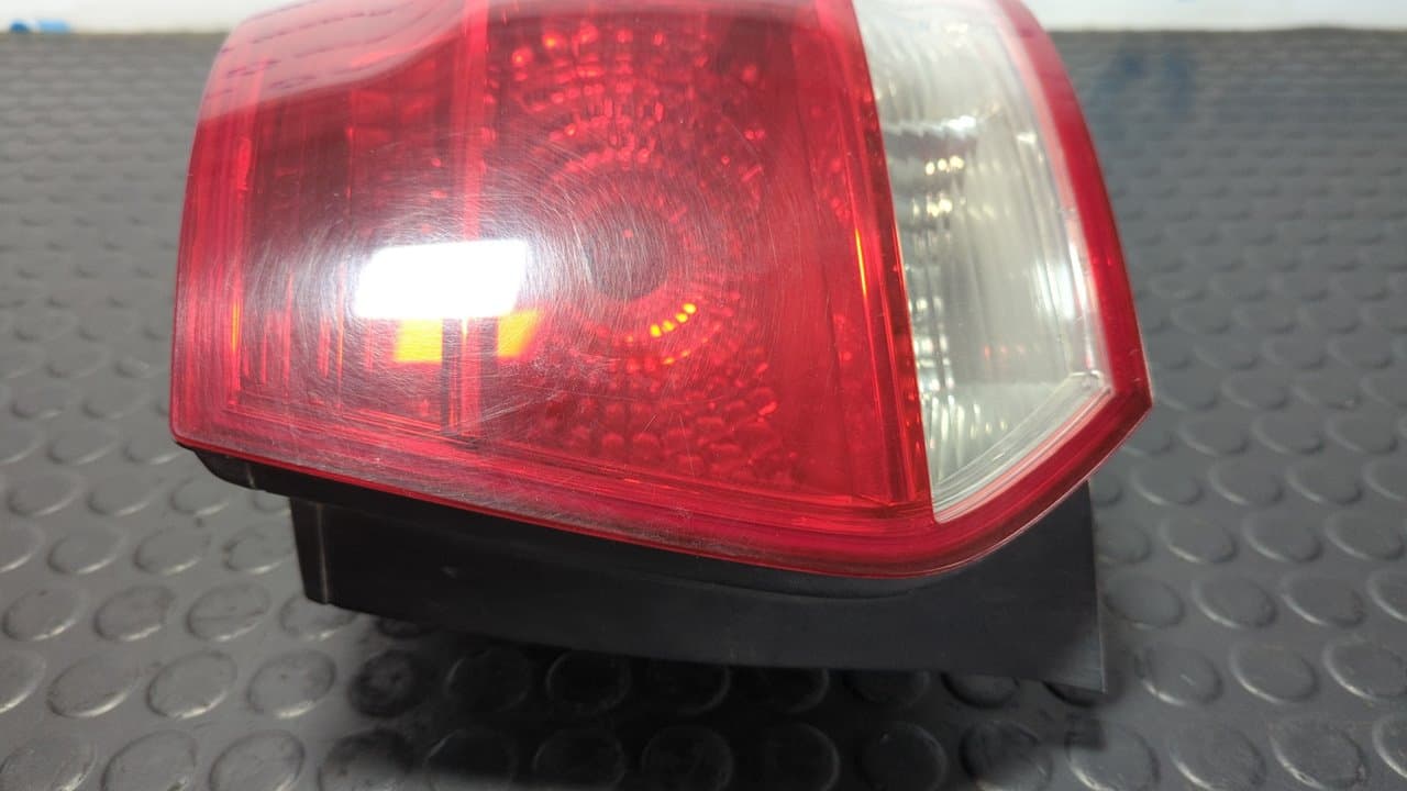 Recambio de PILOTO TRASERO DERECHO para VOLKSWAGEN GOLF V VARIANT (1K5) Highline BXE referencia OEM IAM 1K9945096A - VERDE 6