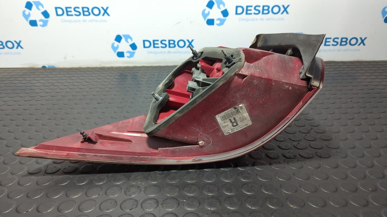Recambio de PILOTO TRASERO DERECHO para VOLKSWAGEN GOLF V VARIANT (1K5) Highline BXE referencia OEM IAM 1K9945096A - VERDE 7