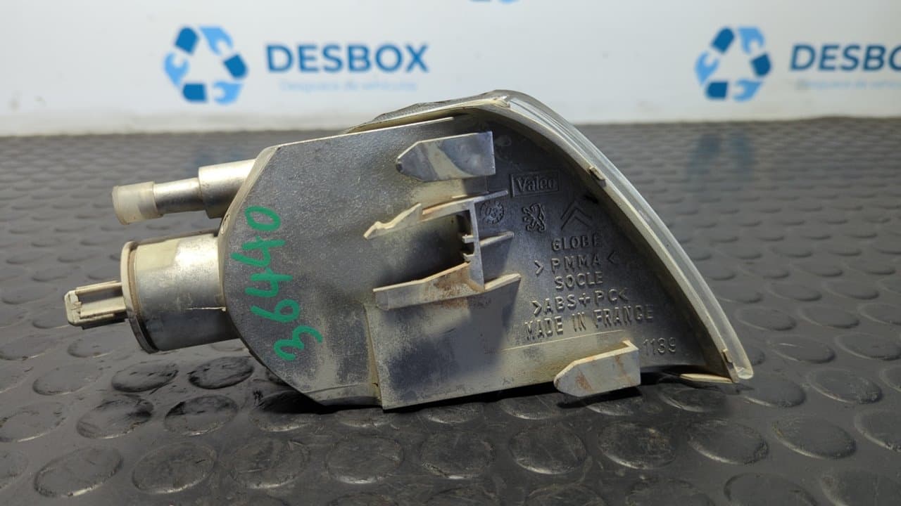 Recambio de PILOTO DELANTERO IZQUIERDO para CITROEN SAXO 1.4 Plaisir HDZ referencia OEM IAM 1139 - VERDE 4
