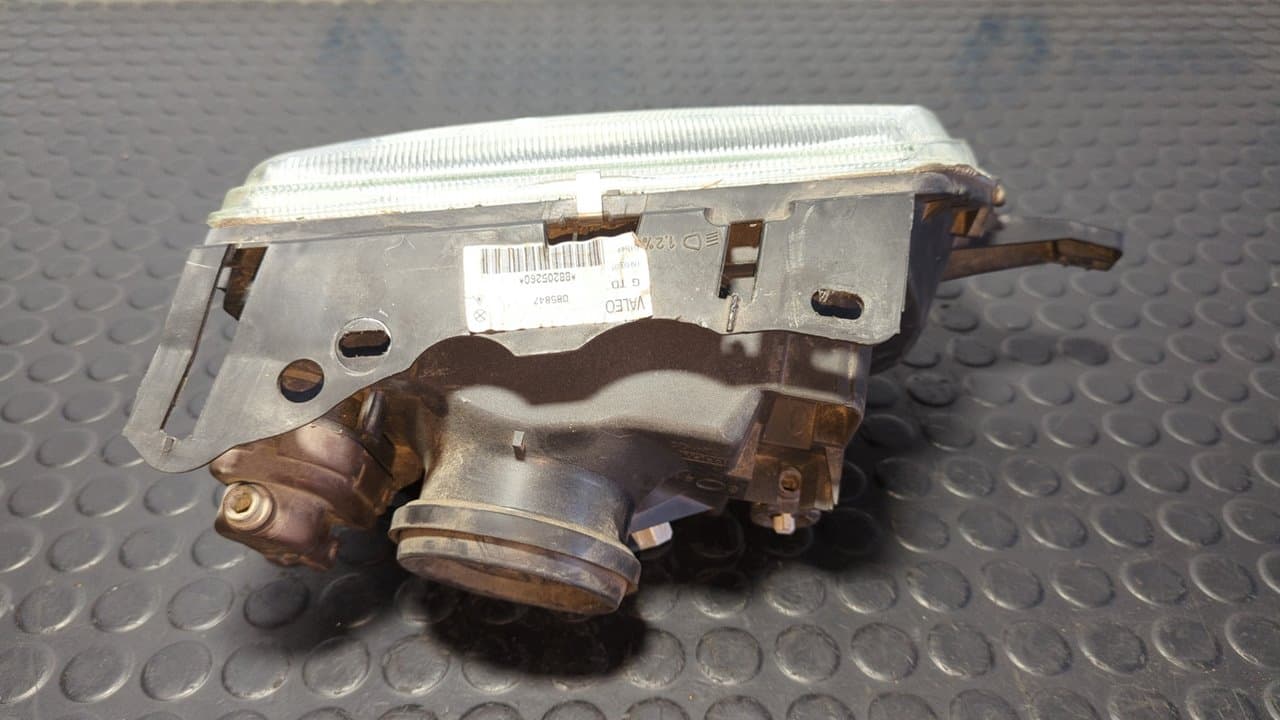 Recambio de FARO IZQUIERDO para CITROEN SAXO 1.4 Plaisir HDZ referencia OEM IAM 88205260 - VERDE 5