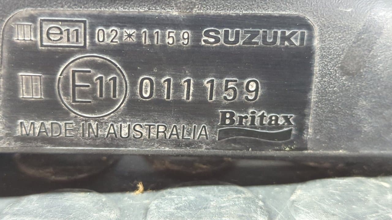 Recambio de RETROVISOR IZQUIERDO para SUZUKI BALENO BERLINA SY (EG) 1.9 TD GLX (4-ptas.) DHW referencia OEM IAM 011159 - VERDE 4