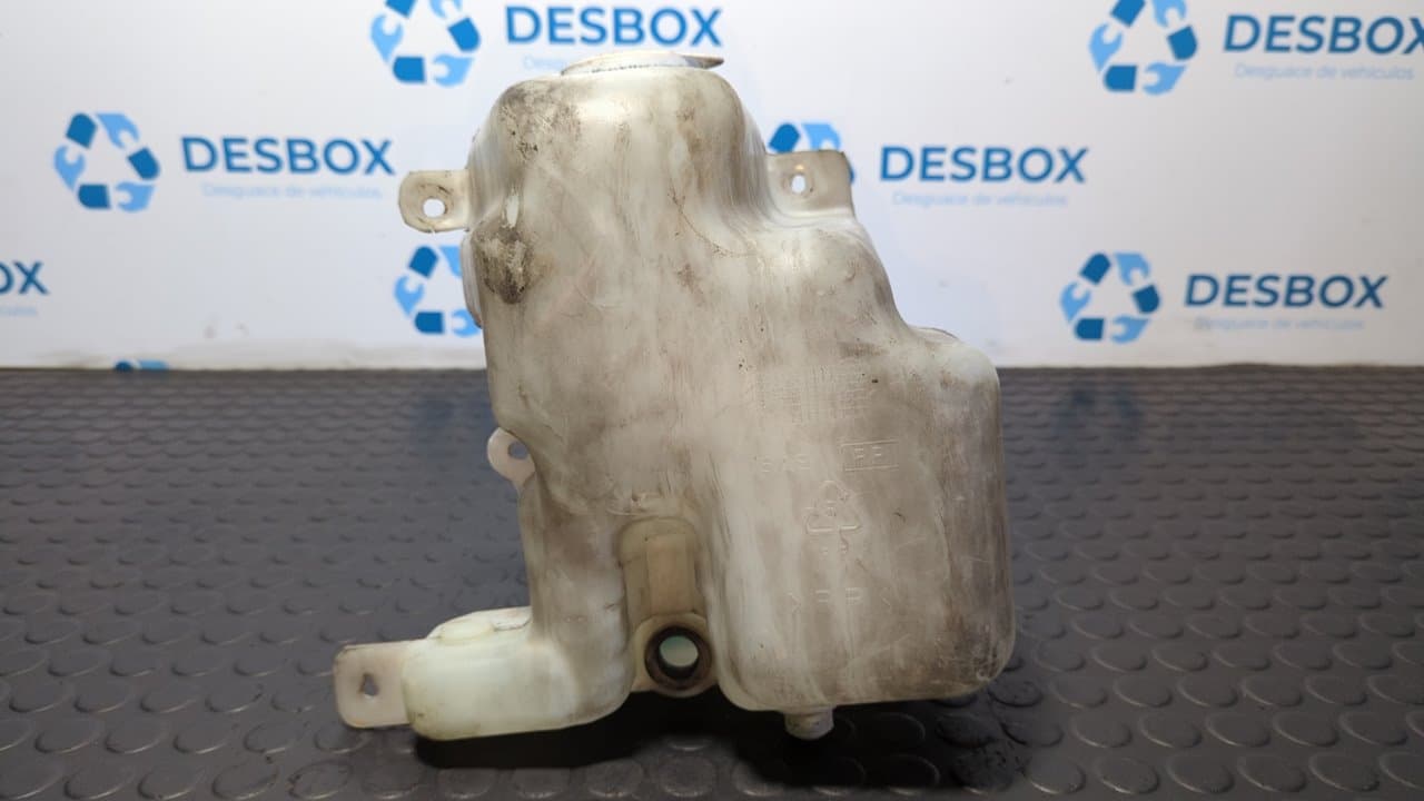 Recambio de DEPOSITO LIMPIA para MITSUBISHI L 200 (K6/7) 2500 TD Magnum Sport (4-ptas.) 4D56 referencia OEM IAM HLC37042 - NEGRO 7