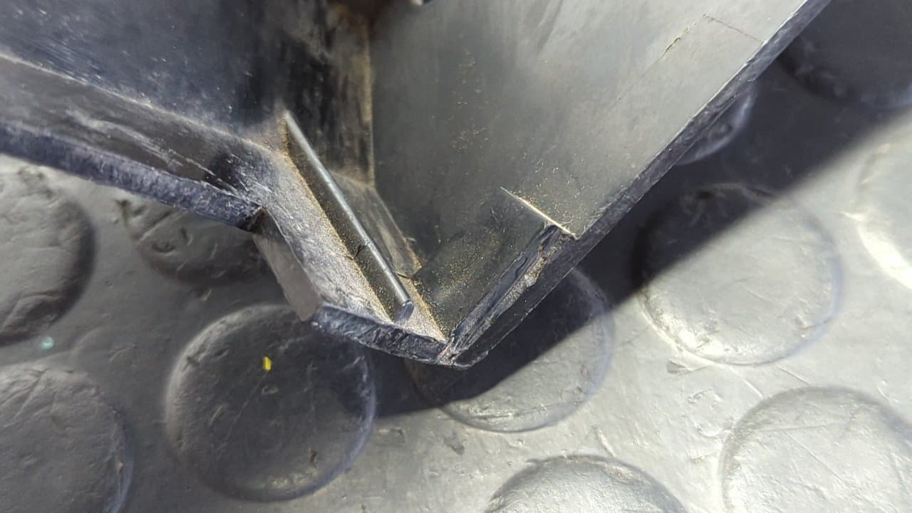 Recambio de MOLDURA para LAND ROVER DEFENDER 2.5 L 2.5L50 KW - BLANCO 4